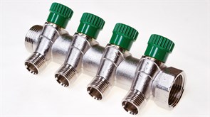 Коллектор Comisa c вентилями регулировочными 1" x 1/2" x 4 выхода
